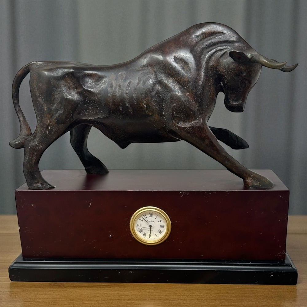 Bey-Berk Bull Bronze Electroplated‎ Figurine Clock Desk Decor Sculpture